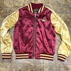 Vintage girls Wonder Woman jacket with zipper
